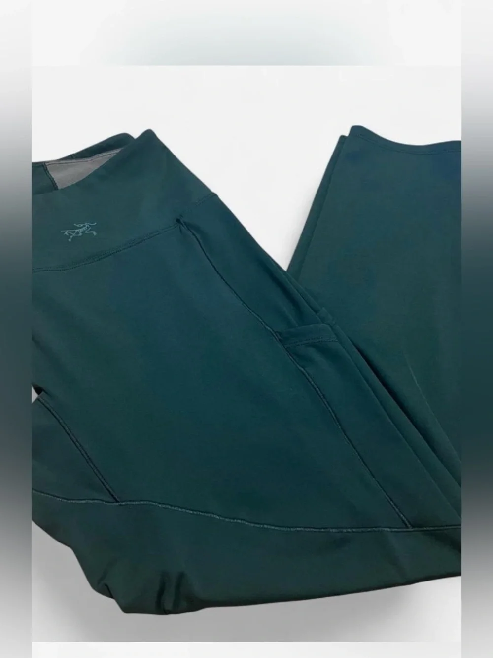 Arc'teryx Teal Women's Activewear performance hiking trail running leggings L